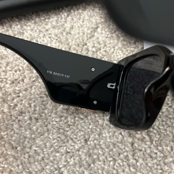 1 day sale! $35! New Designer Inspired Sunglasses Blaze - Picture 9 of 15